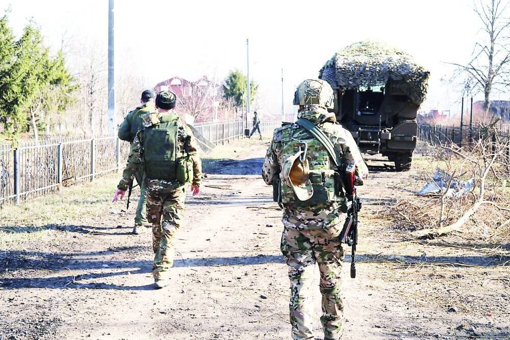 Ukrainian Forces Withdraw from Territories