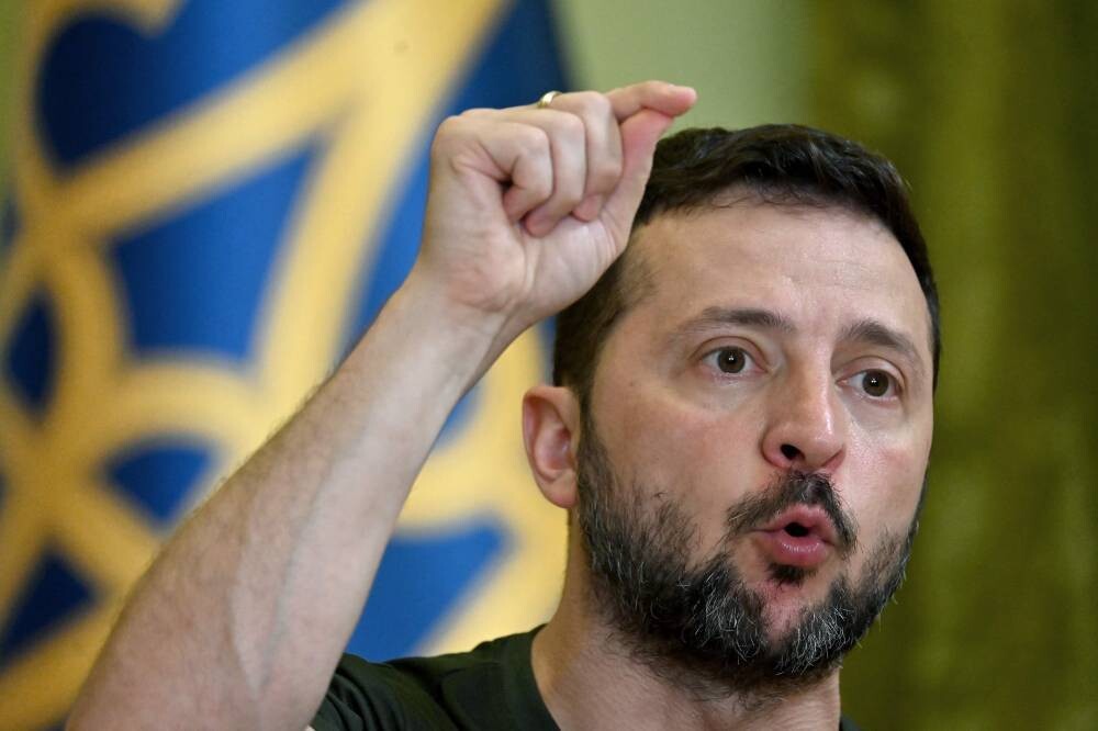 Украинцы поддерживают переговоры с Россией, президент Зеленский призывает к проведению второго мирного саммита