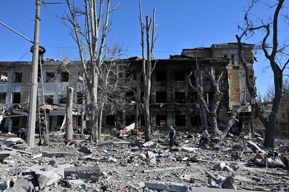 Russian Forces Capture New Town in Eastern Ukraine