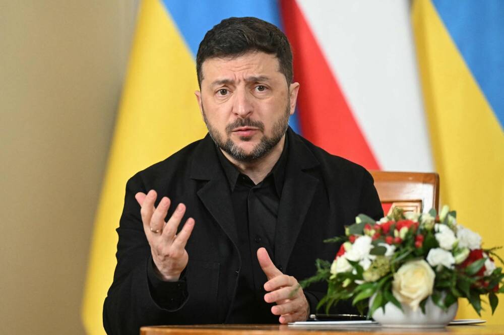 Zelensky calls on US to increase pressure on Russia