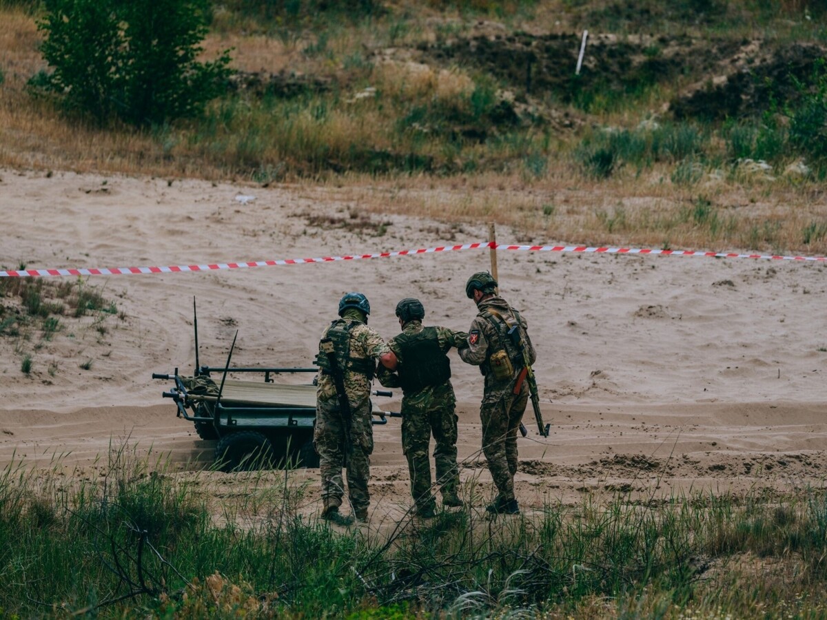 Саммит НАТО обсудит постоянное поставки оружия в Украину