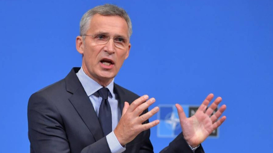 НАТО поддерживает право Украины на самооборону