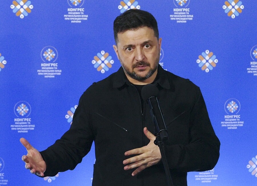 Zelensky hopes Iran ceasefire will lead to reimposition of sanctions on Russia