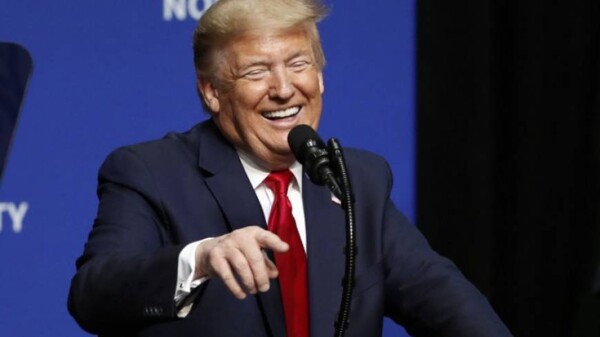 Trump Downplays Importance of Comments on Ukrainian Leader