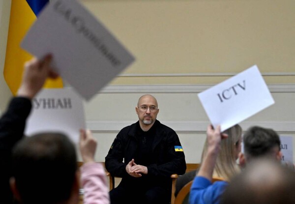 Ukraine's Resilience Amid US Aid Cuts