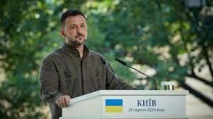 Зеленский призывает к сотрудничеству для снятия ограничений на оружие