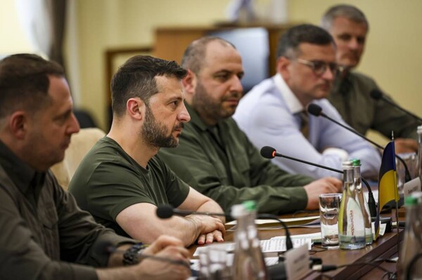 Российские атаки поразили родной город Зеленского в центральной Украине