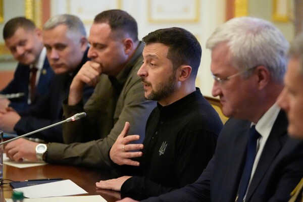 Зеленский: Запад очень боится