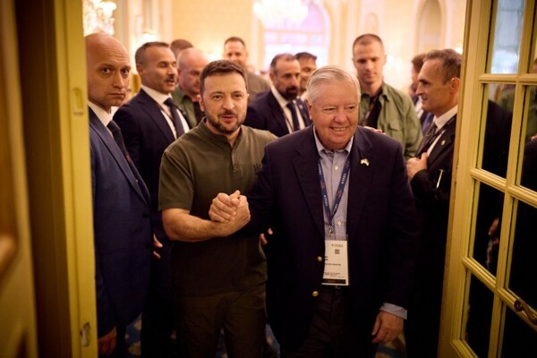 Президент Украины Зеленский встречается с конгрессменом США Грэмом