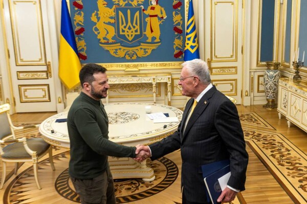 Ukrainian President Meets Amid Rising Tensions