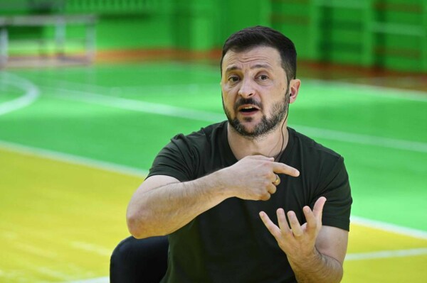 Зеленский обсуждает риски выборов в США для Украины