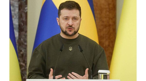 Президент Украины надеется увидеть французские истребители в Украине