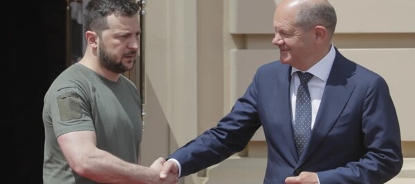 Zelensky Criticizes Scholz's Call with Putin