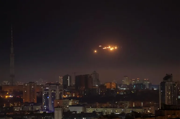 Ukrainian Drone Attacks Escalate Over Moscow