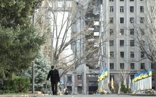 Ukraine at a Crossroads: Internal Scandals and Peace Talks Under Pressure