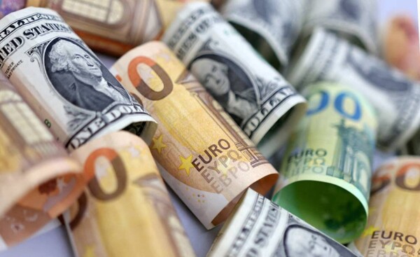 Euro Rises Amid New Push for Peace in Ukraine