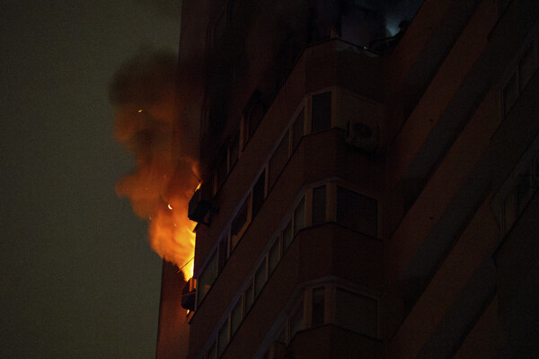 Explosions Rock Kyiv Early Sunday Morning