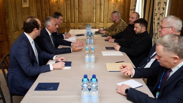 Zelenskyy Meets with Son of Iran's Last Shah