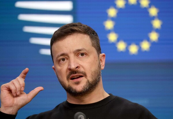 Zelenski Calls for NATO Membership Amid Demographic Crisis