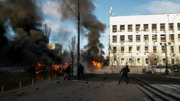 Explosions Heard in Kyiv Amid Air Alerts
