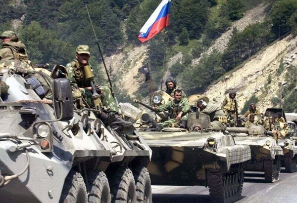 Russian Forces Advance into Eastern Ukraine