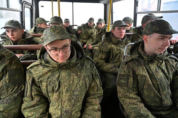 Zelenskyy Warns of Difficult Months Ahead for Ukraine