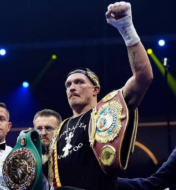 Boxing Champion Oleksandr Usyk Ordered to Open Talks