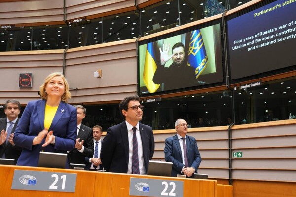 Zelensky urges EU to set timeline for Ukraine's accession