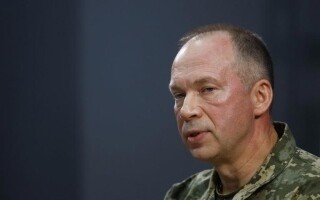 Украинские военные отражают попытки вторжения России