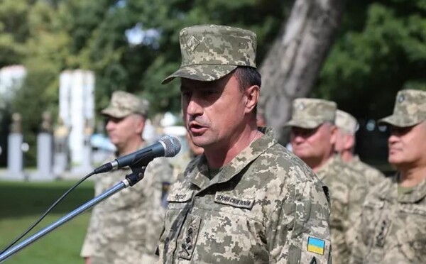 Зеленский уволил командующего ВВС Украины